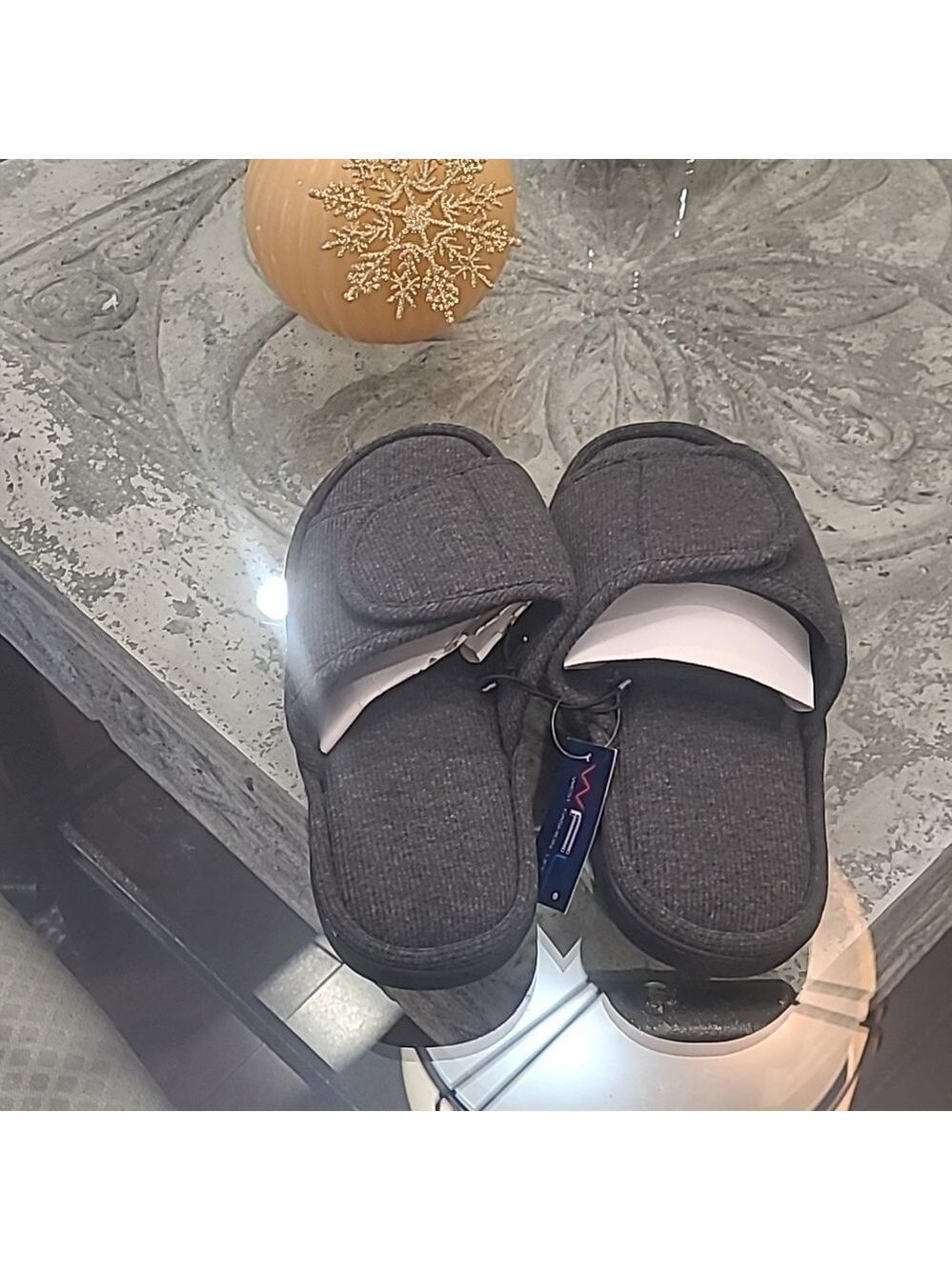 Unisex textile slippers new size 10